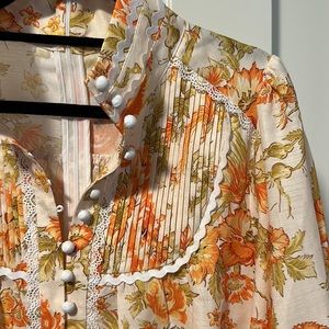 Floral dress with buttons